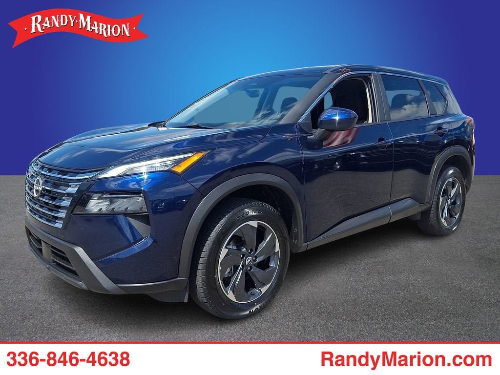 Used 2025 Nissan Rogue SV AWD/4WD image 1