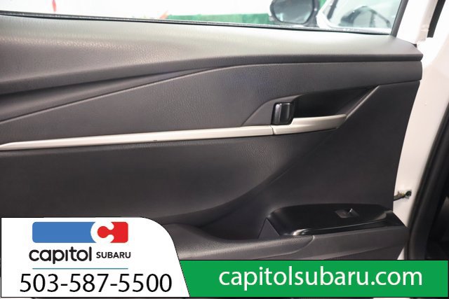 Used 2025 Toyota Camry SE FWD image 30