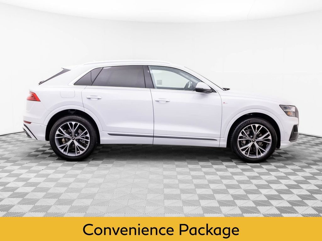 Used 2023 Audi Q8 Premium Plus w/ Premium Plus Package AWD/4WD image 7