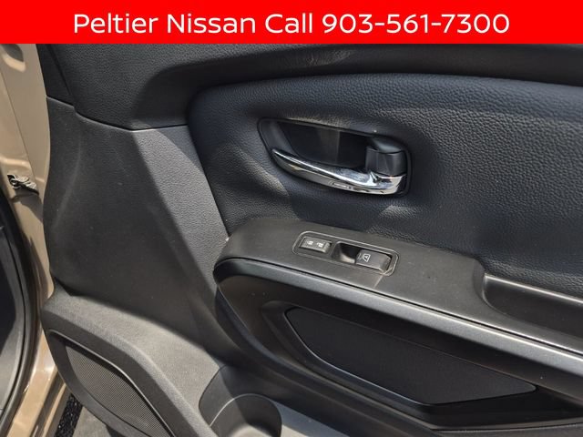 Certified 2024 Nissan Titan PRO-4X AWD/4WD image 16