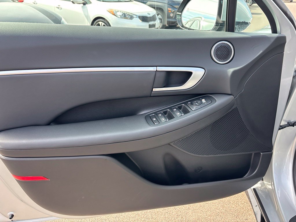 New 2026 Hyundai Sonata SEL FWD image 13