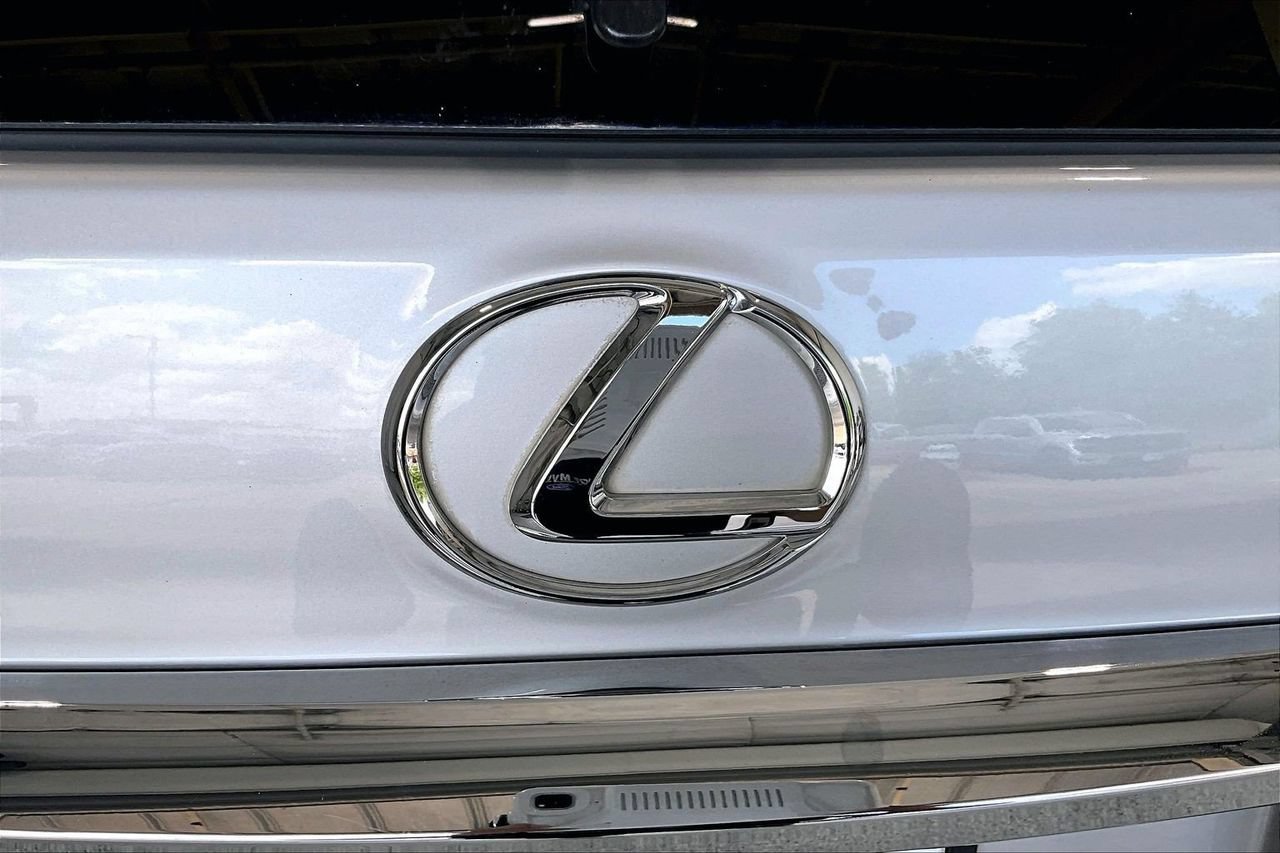 Used 2014 Lexus GX 460 w/ Premium Package AWD/4WD image 31