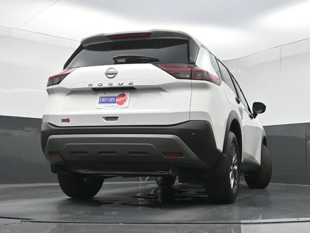 Used 2023 Nissan Rogue S FWD image 26
