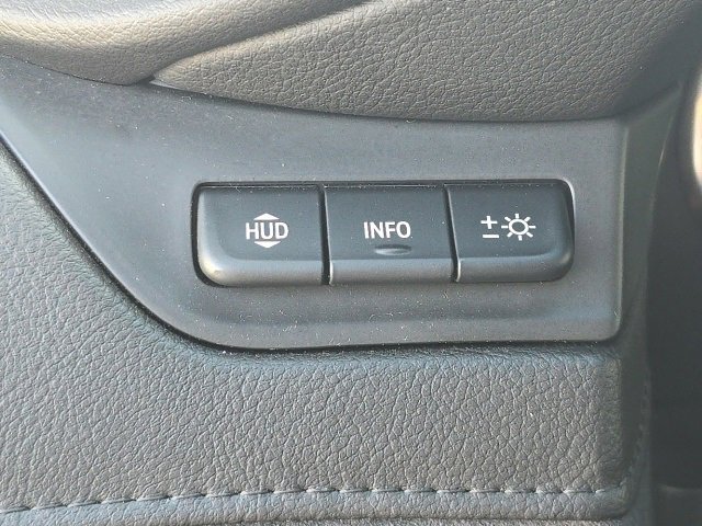 Used 2019 Cadillac Escalade ESV Luxury w/ Escalade Sport Edition image 27