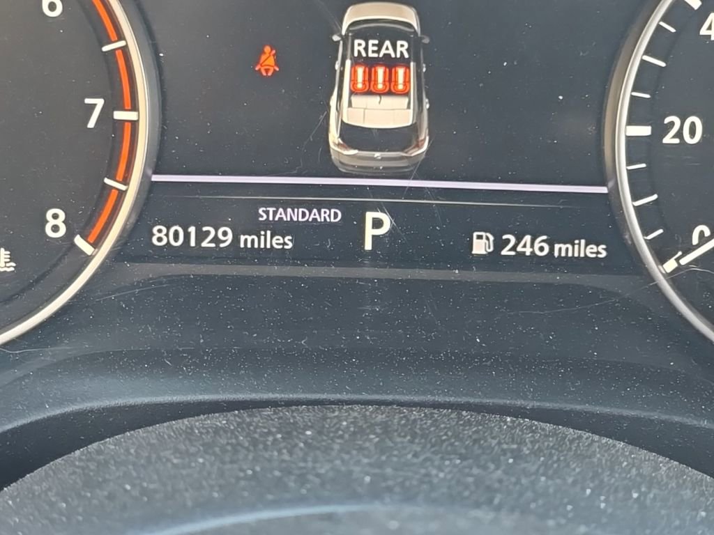 Used 2023 Nissan Rogue SV image 15