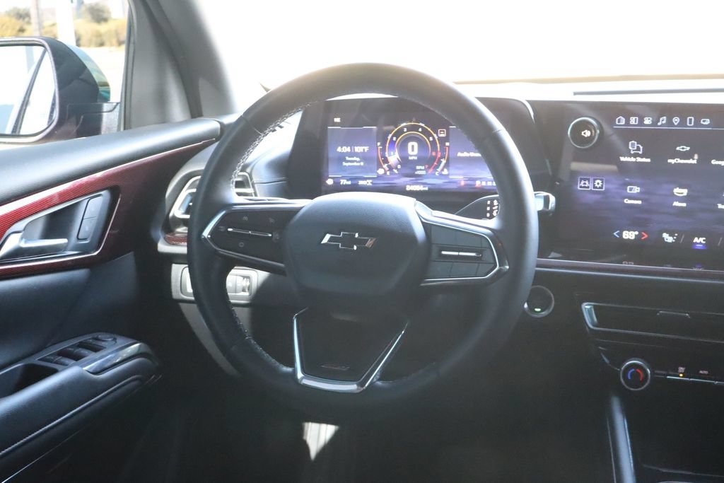 Used 2025 Chevrolet Traverse Z71 w/ Driver Confidence Package AWD/4WD image 28
