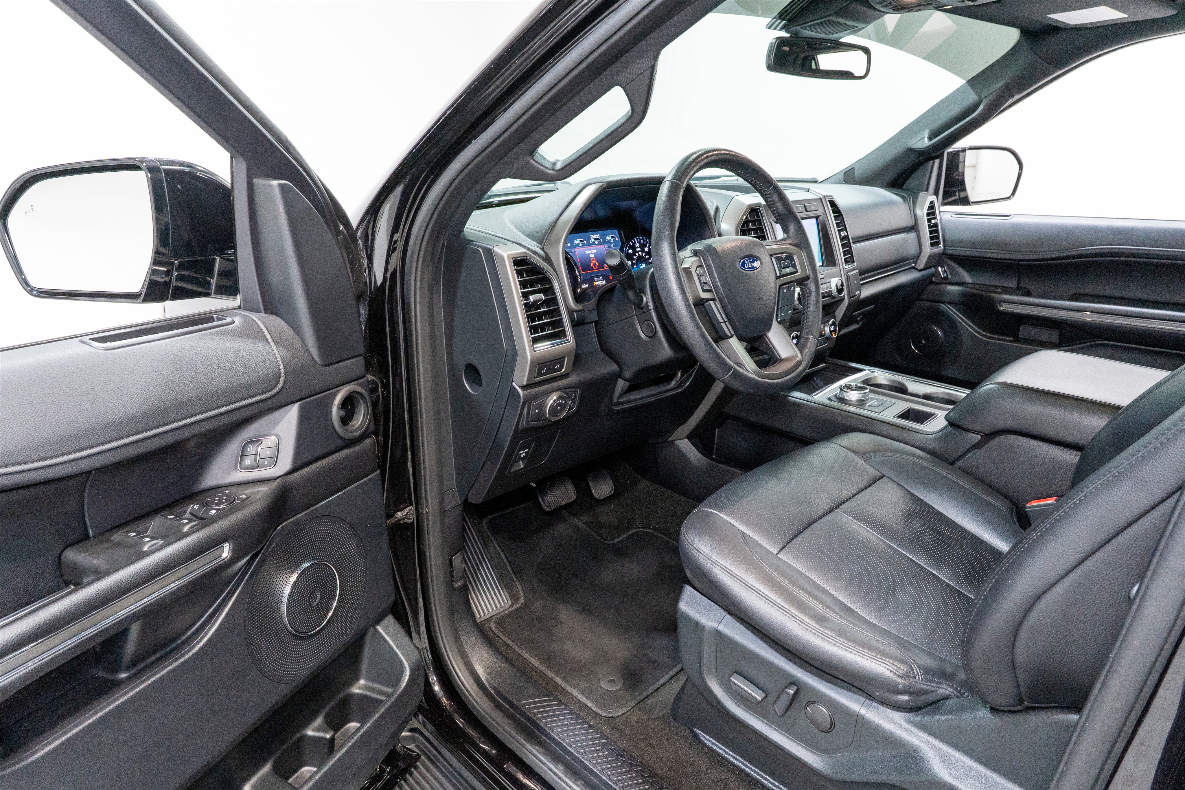 Used 2020 Ford Expedition XLT w/ Equipment Group 202A image 12