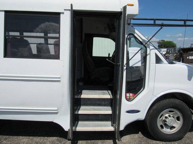 Used 2007 Chevrolet Express 3500 w/ School Bus Package RWD image 12