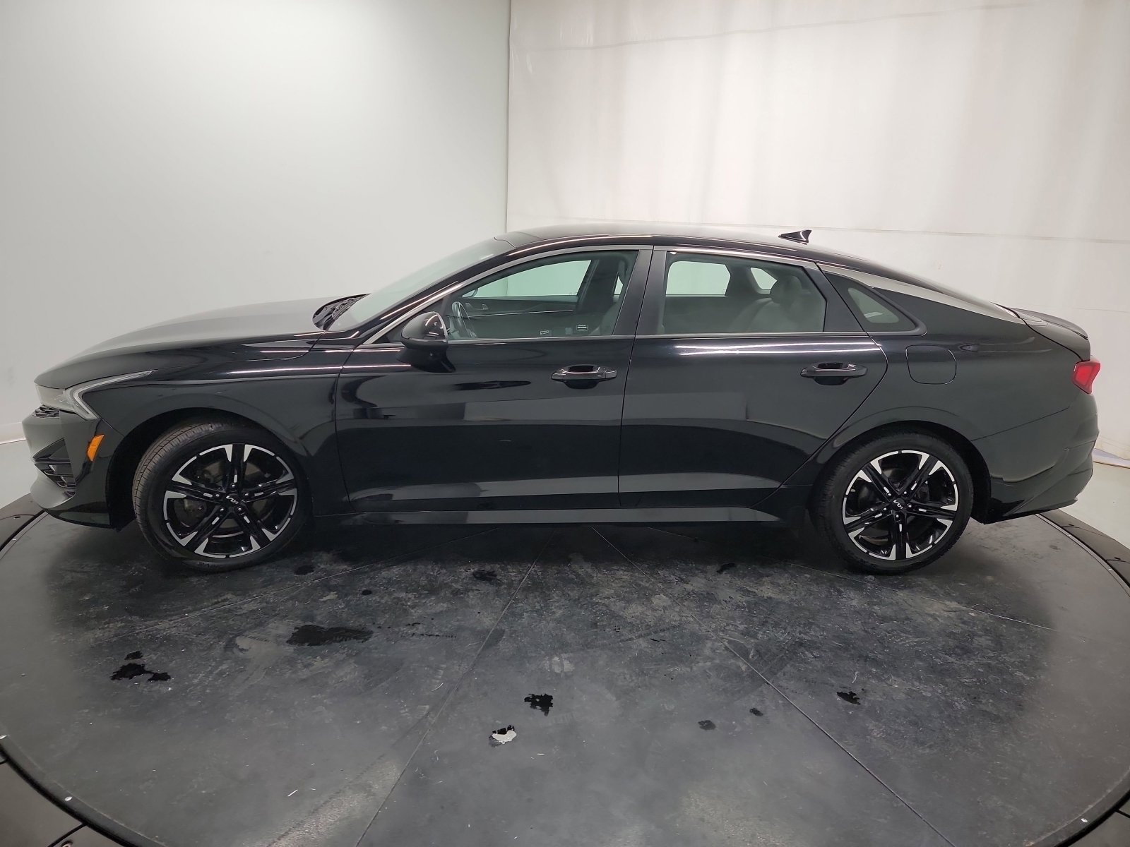 Used 2022 Kia K5 GT-Line image 4