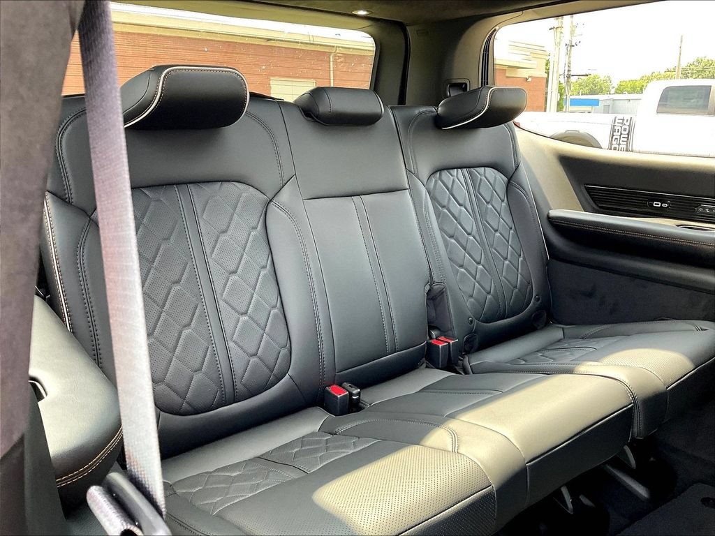 New 2026 Jeep Grand Wagoneer Summit AWD/4WD image 14