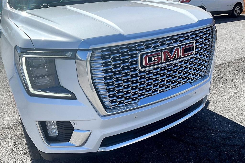 Used 2021 GMC Yukon Denali w/ Denali Premium Package image 29