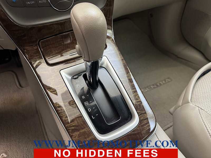 Used 2014 Nissan Sentra SL w/ Premium Package image 34