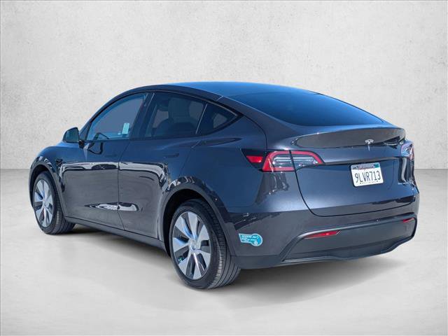 Used 2024 Tesla Model Y Long Range AWD/4WD image 8