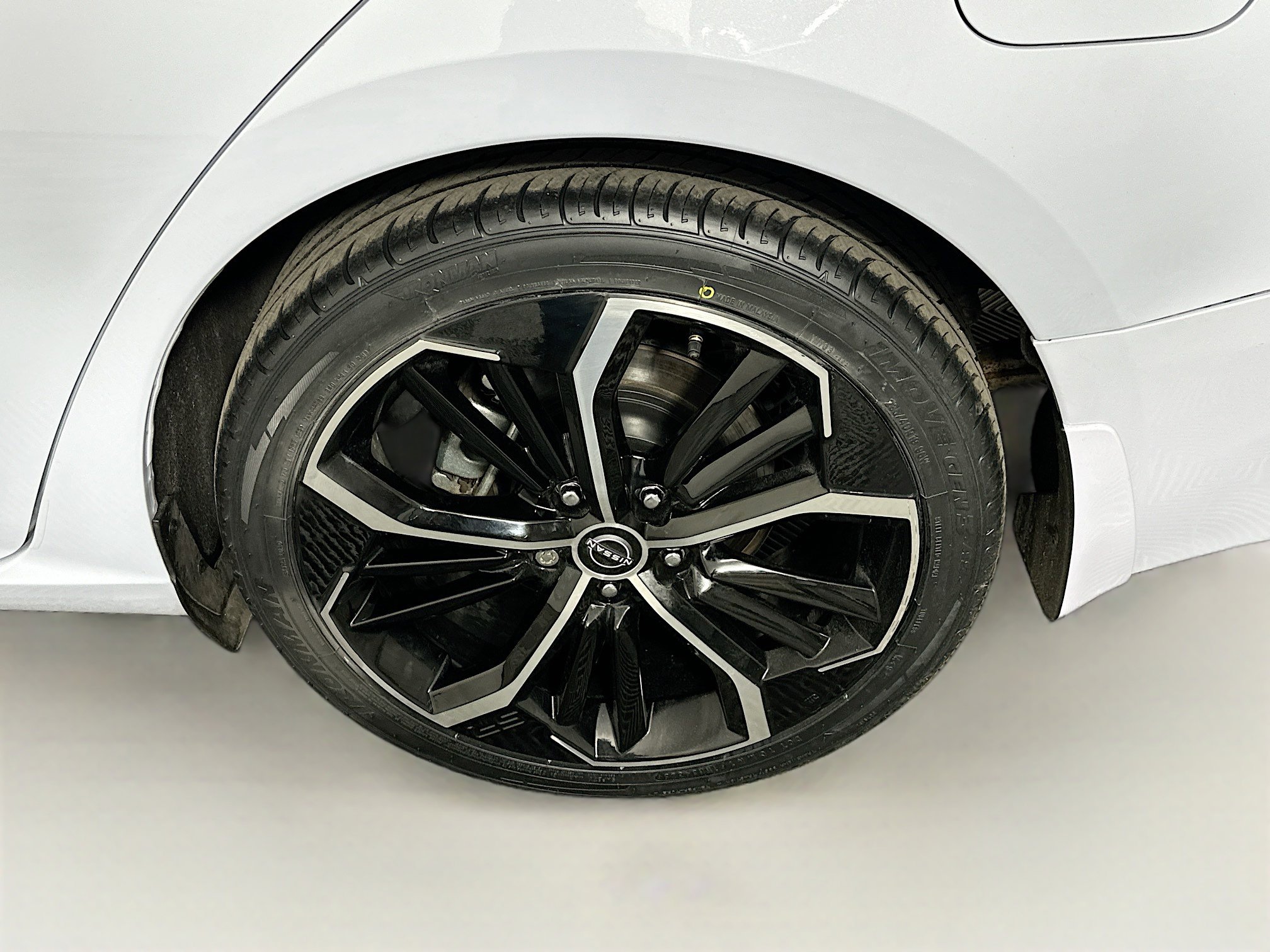 Used 2023 Nissan Altima 2.5 SR image 11