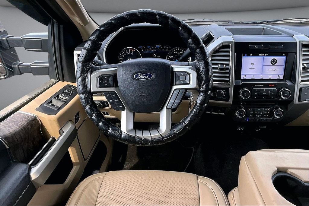 Used 2017 Ford F250 Lariat w/ Chrome Package image 8