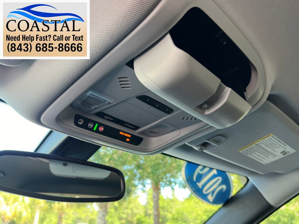 Used 2019 Chevrolet Blazer LT FWD image 33