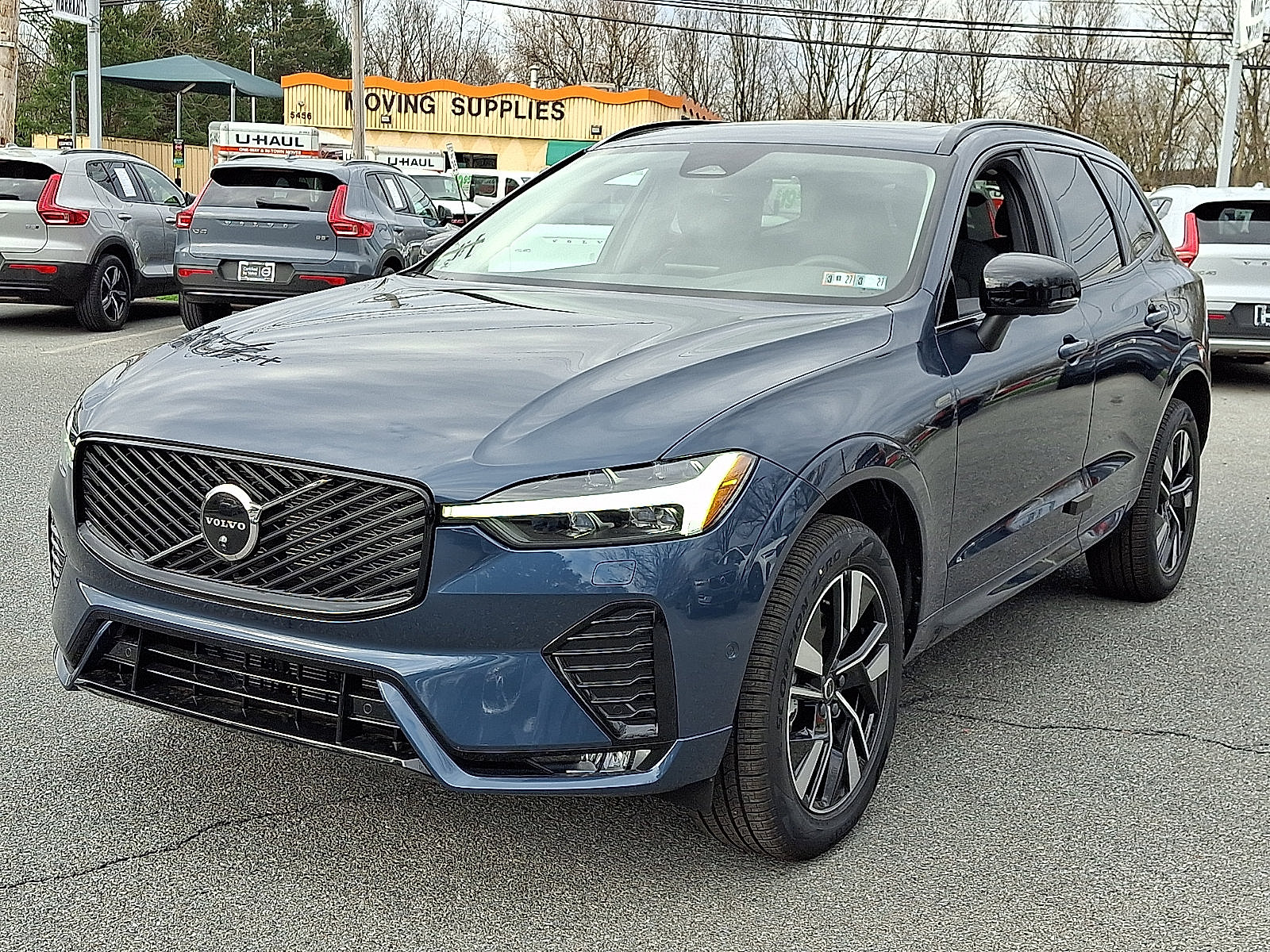 New 2026 Volvo XC60 B5 Plus w/ Protection Package Premier AWD/4WD image 2