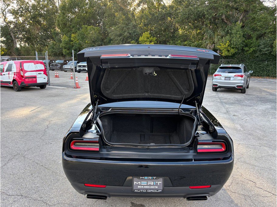 Used 2015 Dodge Challenger SRT Hellcat image 43