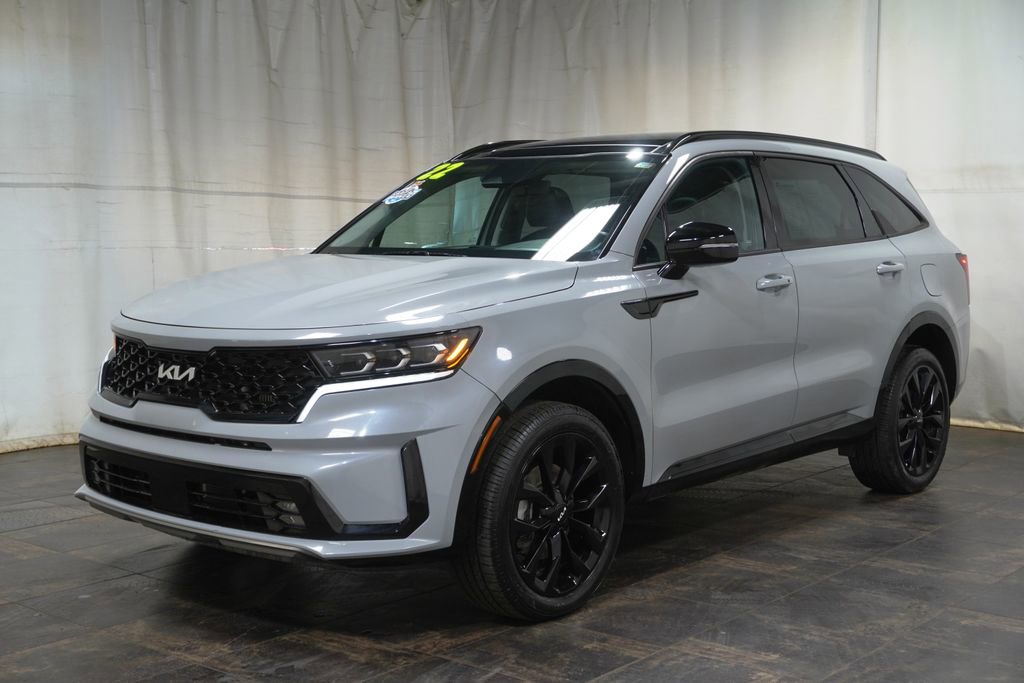 Used 2022 Kia Sorento SX image 2