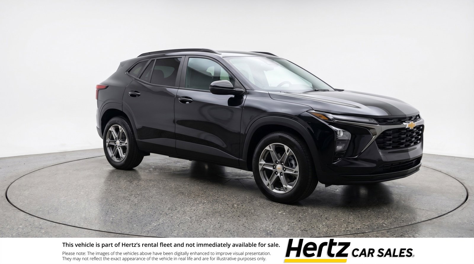 Used 2025 Chevrolet Blazer LT image 1