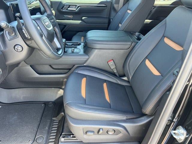 New 2026 GMC Sierra 1500 AT4 w/ Technology Package AWD/4WD image 9