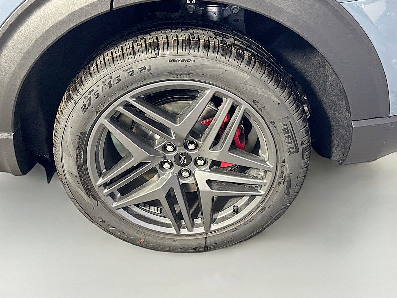 New 2025 Ford Explorer ST-Line w/ Premium Package AWD/4WD image 33