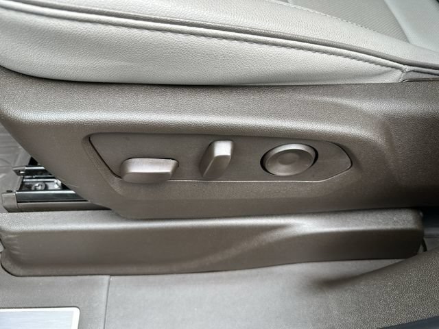 Used 2026 GMC Yukon Elevation w/ LPO, Floor Liner Package AWD/4WD image 14