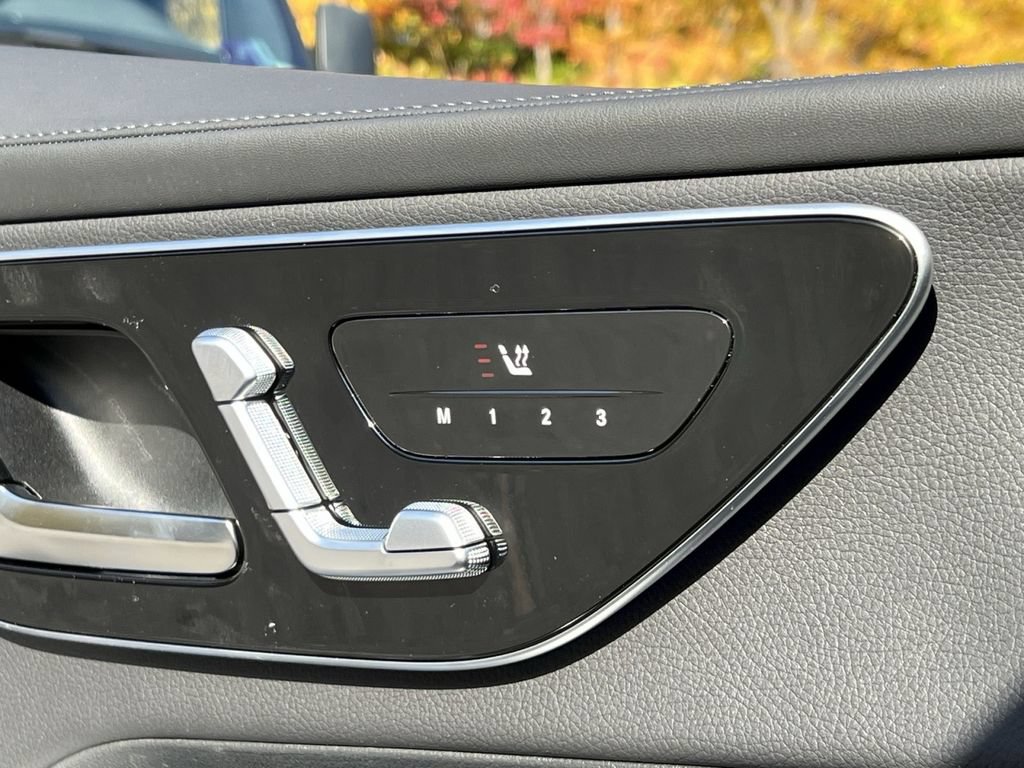 Certified 2026 Mercedes-Benz GLC 300 4MATIC image 33