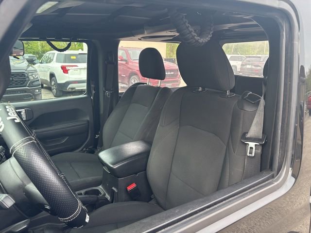 Certified 2023 Jeep Wrangler Sport AWD/4WD image 10