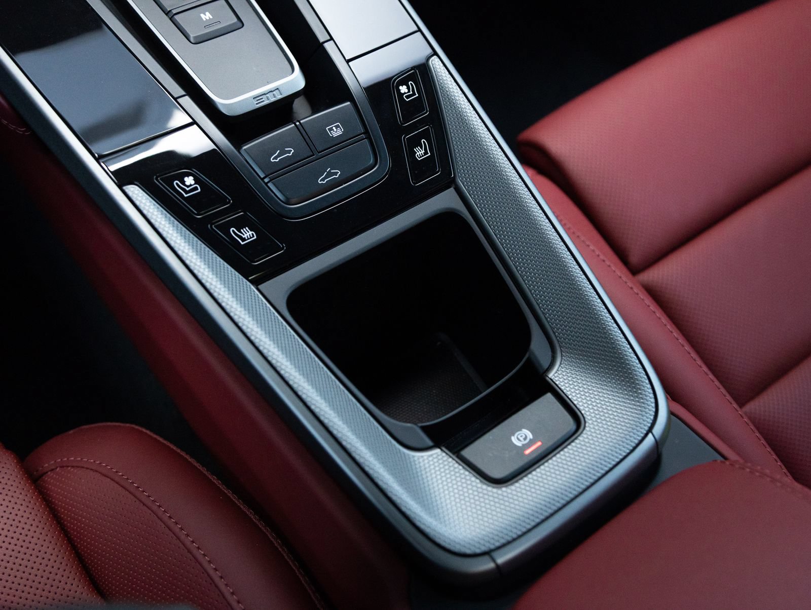 Certified 2024 Porsche 911 Carrera S RWD image 30