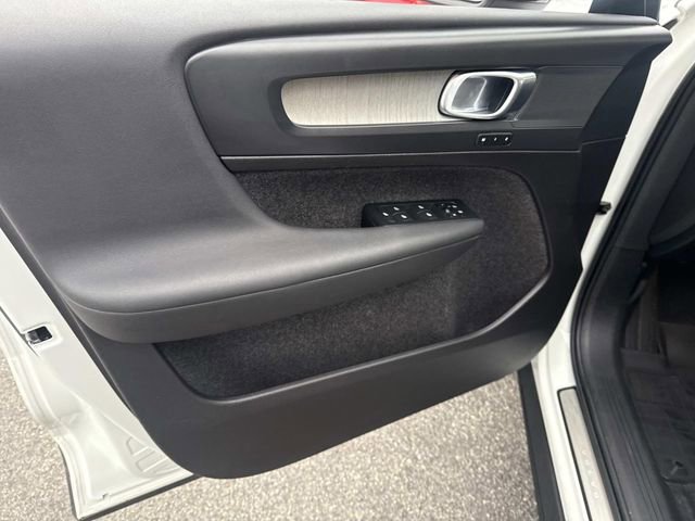 Used 2023 Volvo XC40 B5 Plus w/ Driver Assist Package image 20