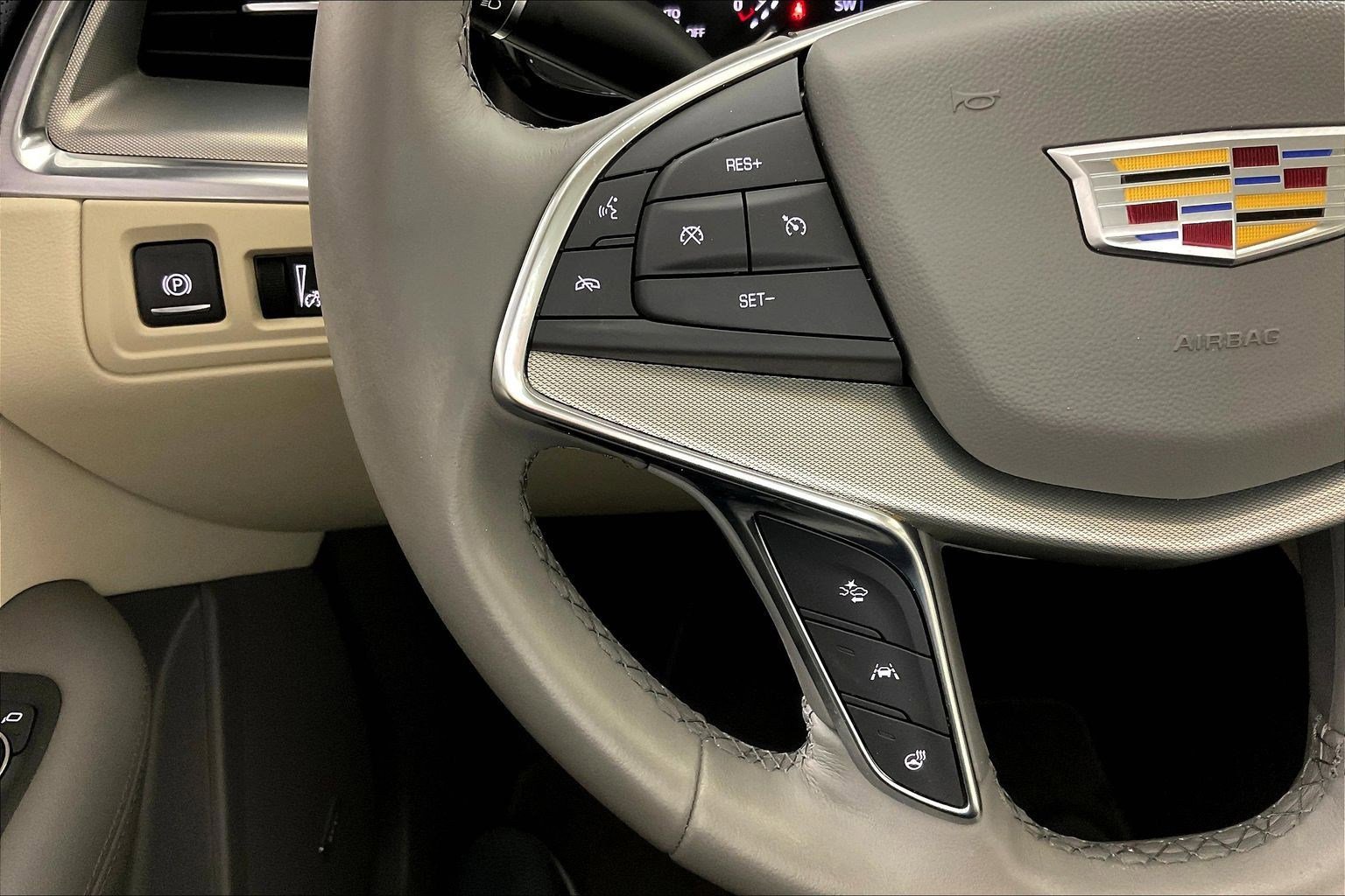 Certified 2023 Cadillac XT5 Premium Luxury image 12