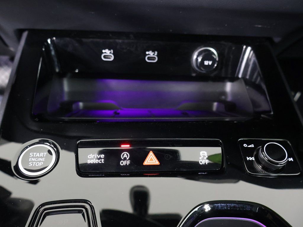 Used 2025 Audi A5 2.0T Premium Plus Sedan w/ Premium Plus image 6