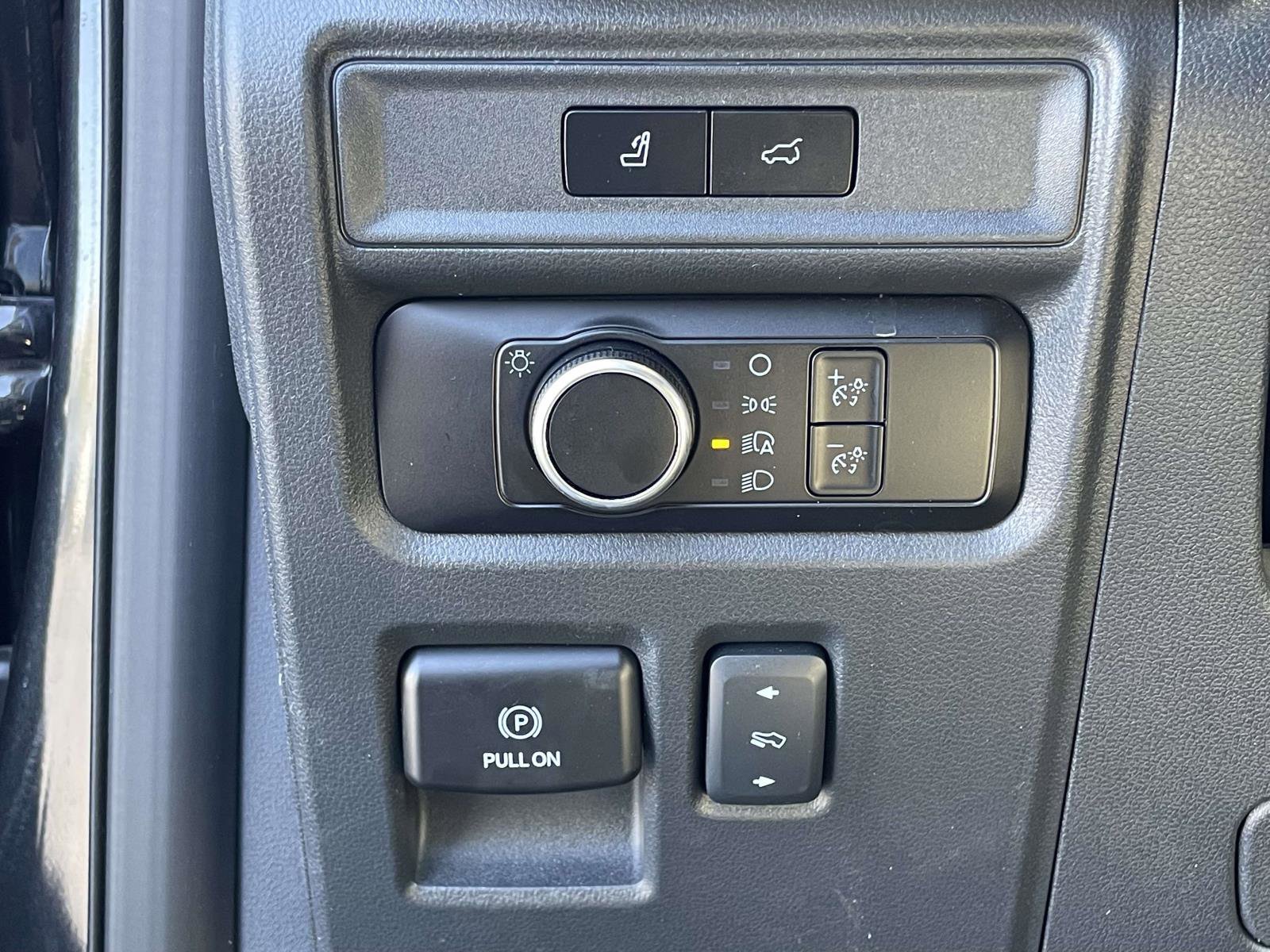 Used 2024 Ford Expedition Max XLT AWD/4WD image 19