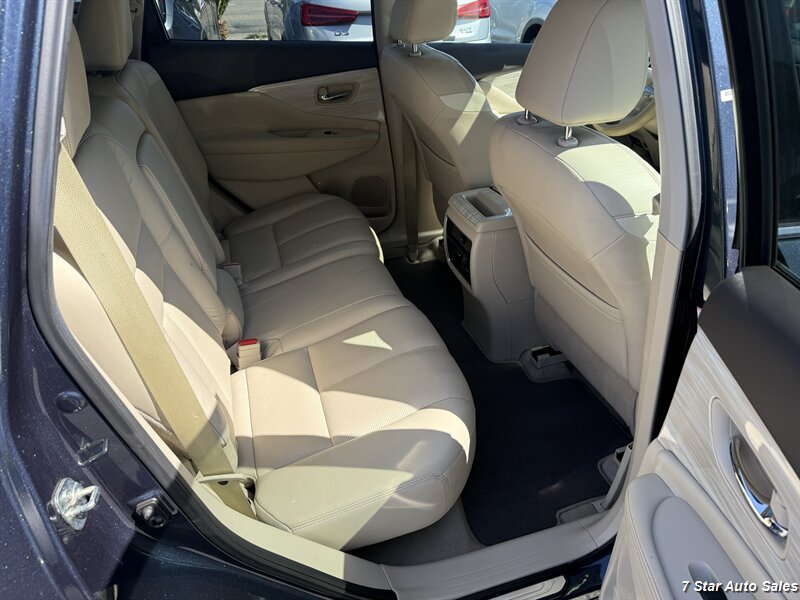 Used 2015 Nissan Murano SL w/ SL Technology Package AWD/4WD image 16