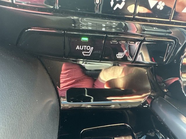 Certified 2024 Acura MDX SH-AWD w/ Technology Package image 13