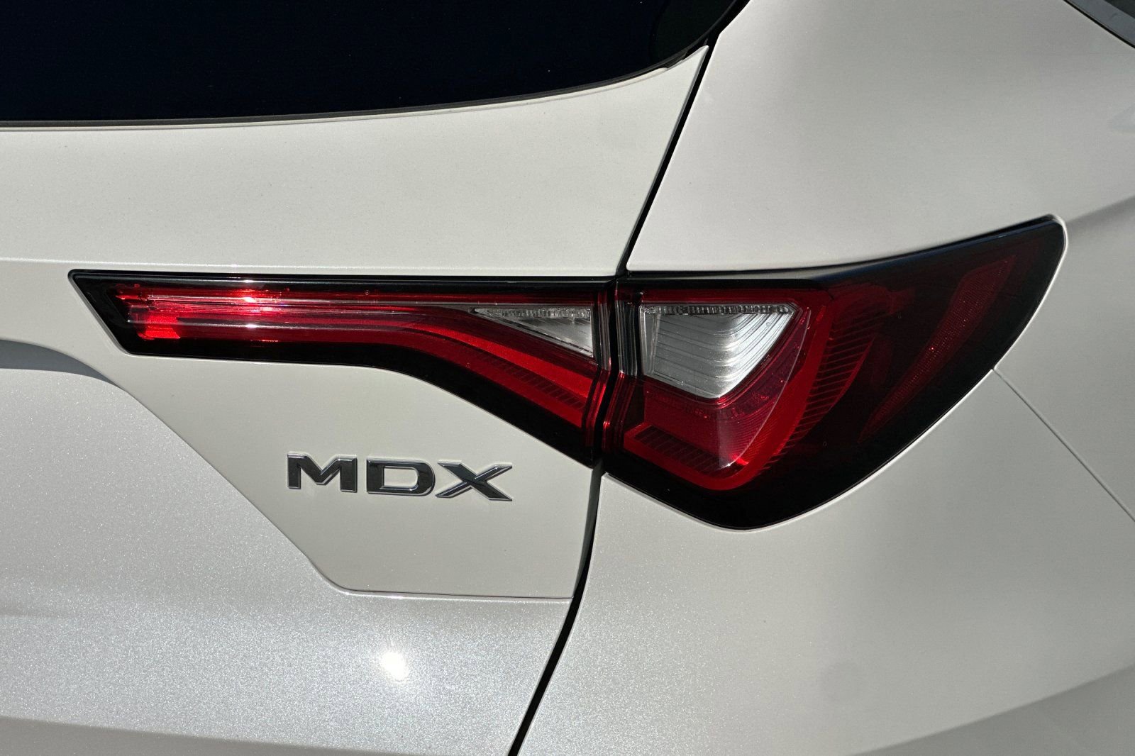 Used 2023 Acura MDX FWD w/ Technology Package image 39