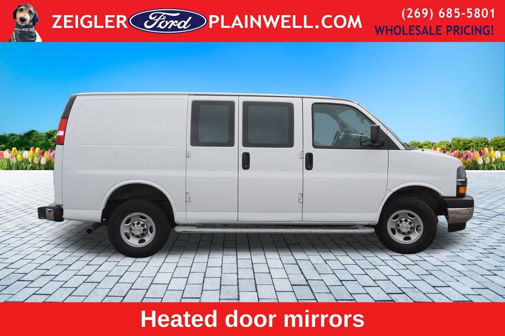 Used 2024 Chevrolet Express 2500 w/ Driver Convenience Package image 6