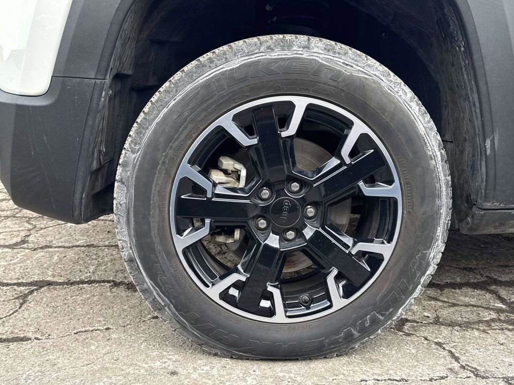 Used 2023 Jeep Renegade Trailhawk image 7
