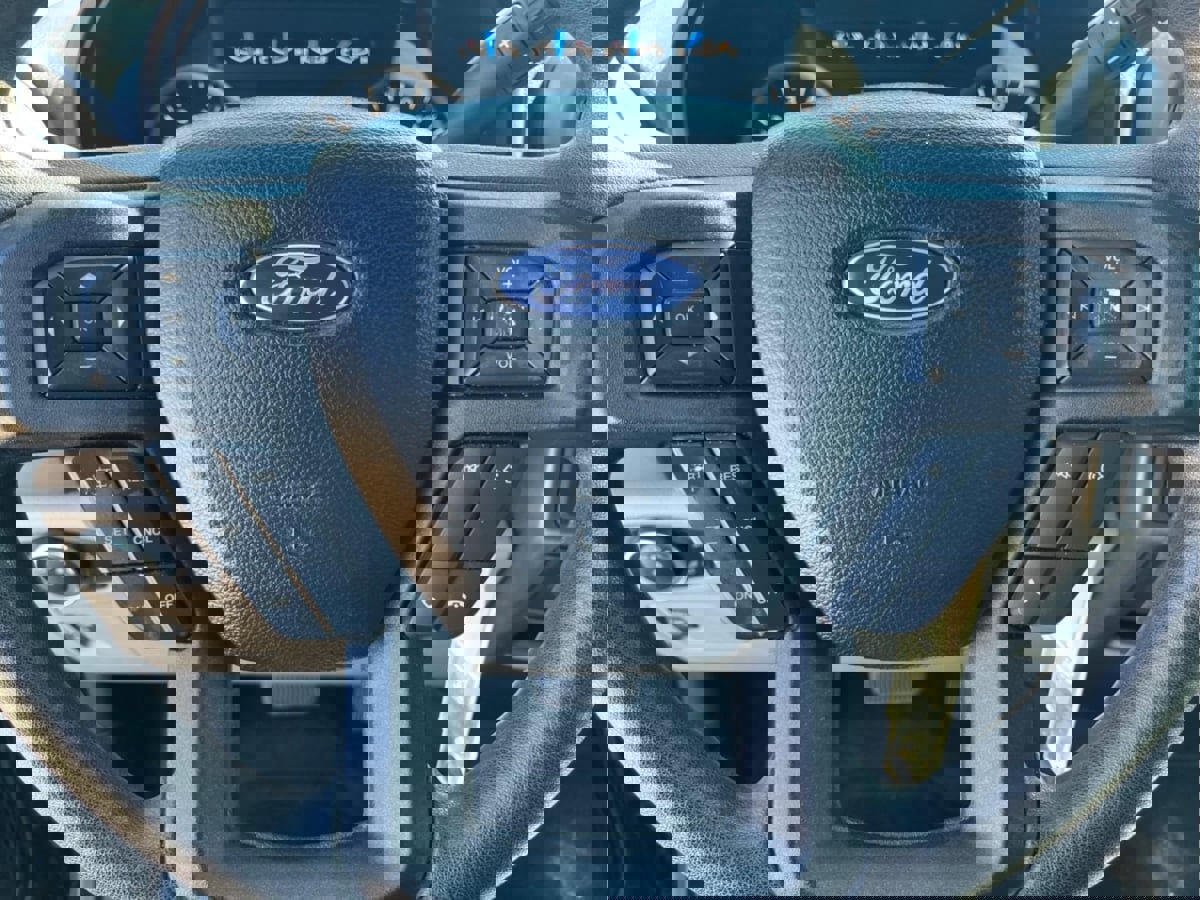 Used 2017 Ford F150 XLT w/ Trailer Tow Package image 14