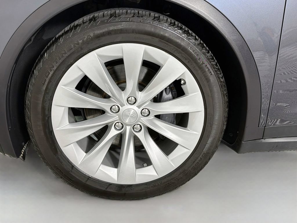 Used 2018 Tesla Model X 75D AWD/4WD image 30