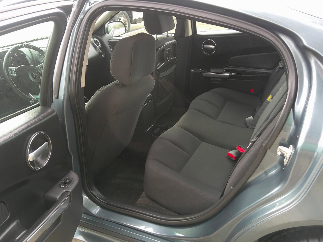 Used 2006 Pontiac Grand Prix w/ Preferred Package image 12