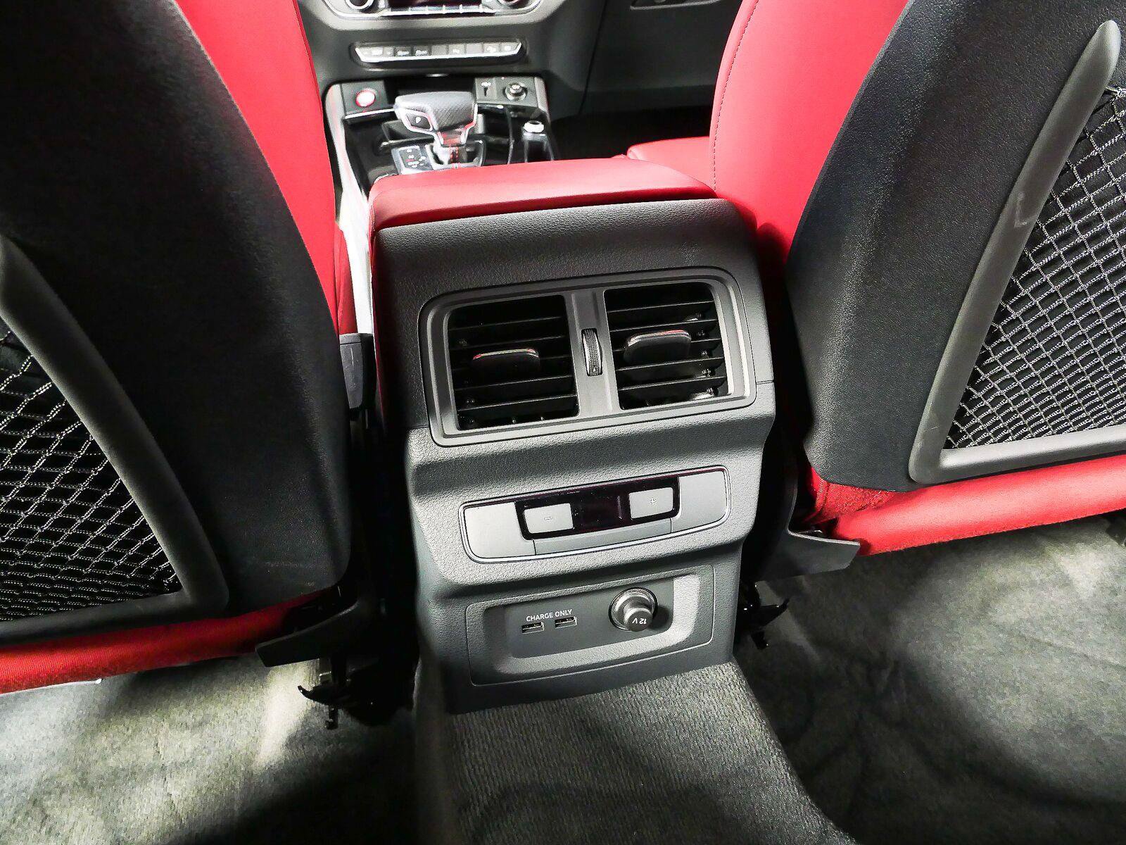 Used 2024 Audi SQ5 Premium Plus w/ S Sport Package AWD/4WD image 23