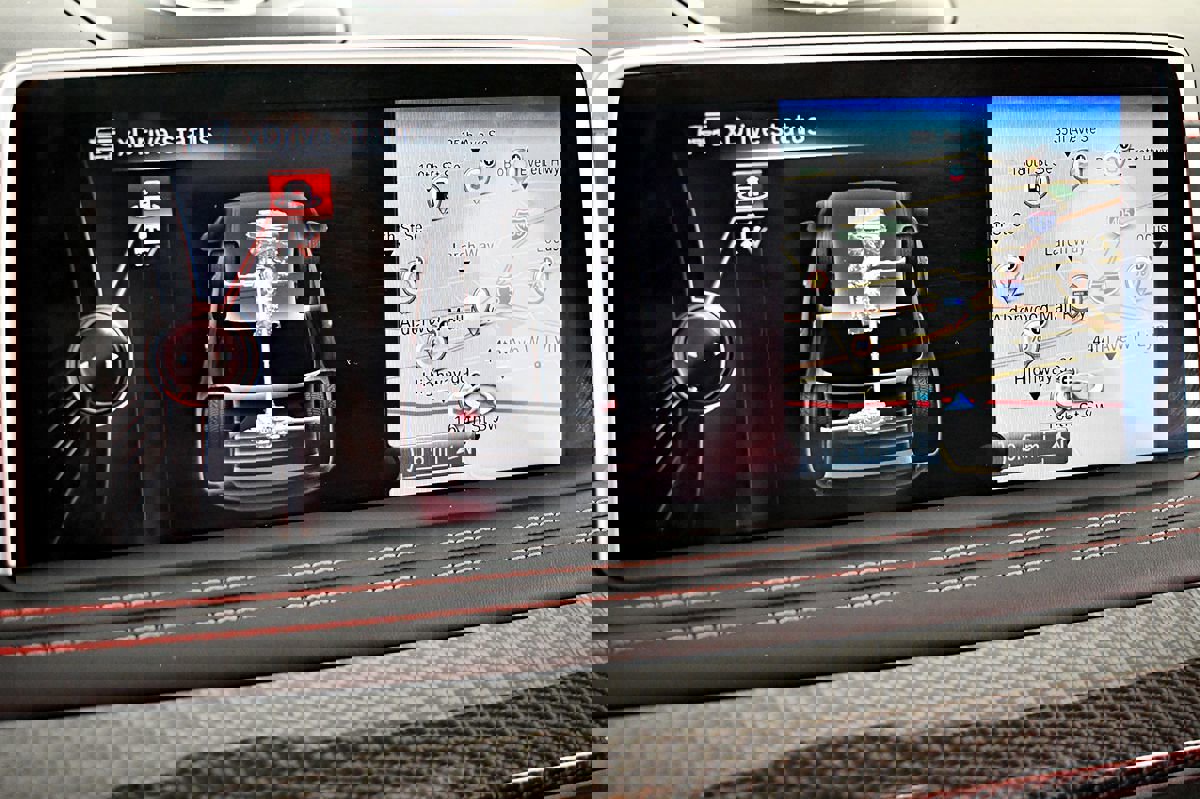 Used 2016 BMW X5 M image 35