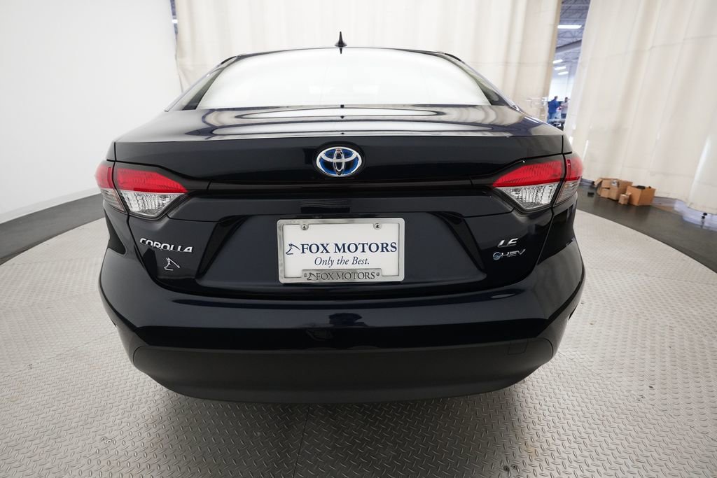 Used 2025 Toyota Corolla LE FWD image 25
