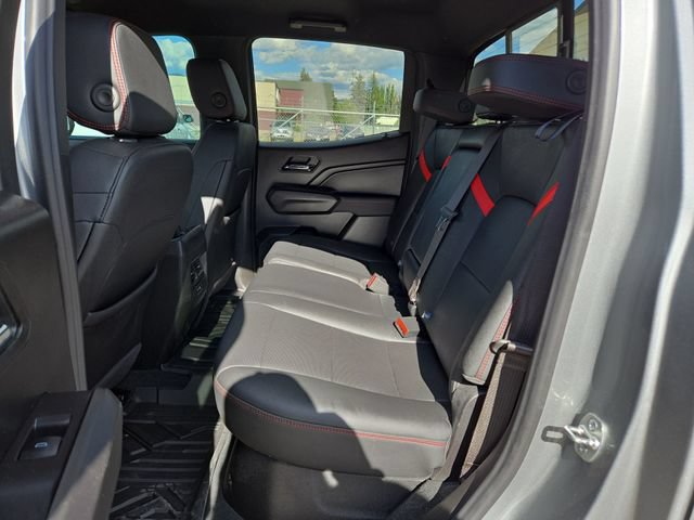 Used 2025 Chevrolet Colorado Z71 w/ Z71 Convenience Package 2 AWD/4WD image 28