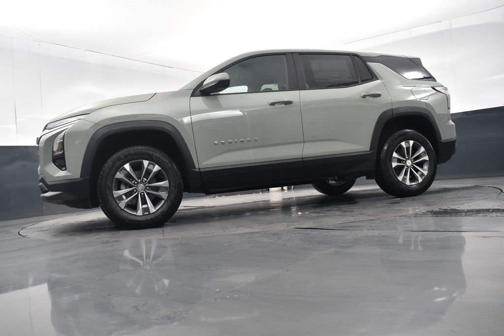 New 2026 Chevrolet Equinox LT image 16