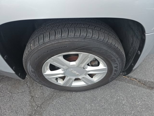 Used 2015 GMC Terrain SLE w/ Convenience Package AWD/4WD image 9
