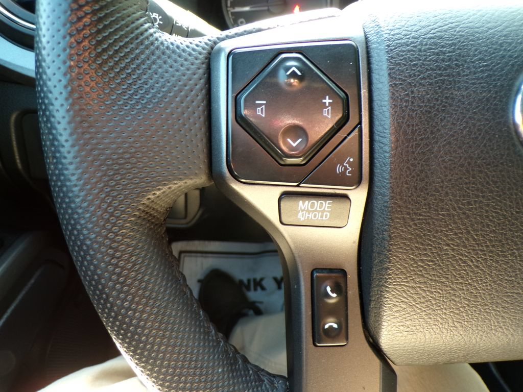 Used 2023 Toyota Tacoma TRD Sport w/ TRD Premium Sport Package AWD/4WD image 30