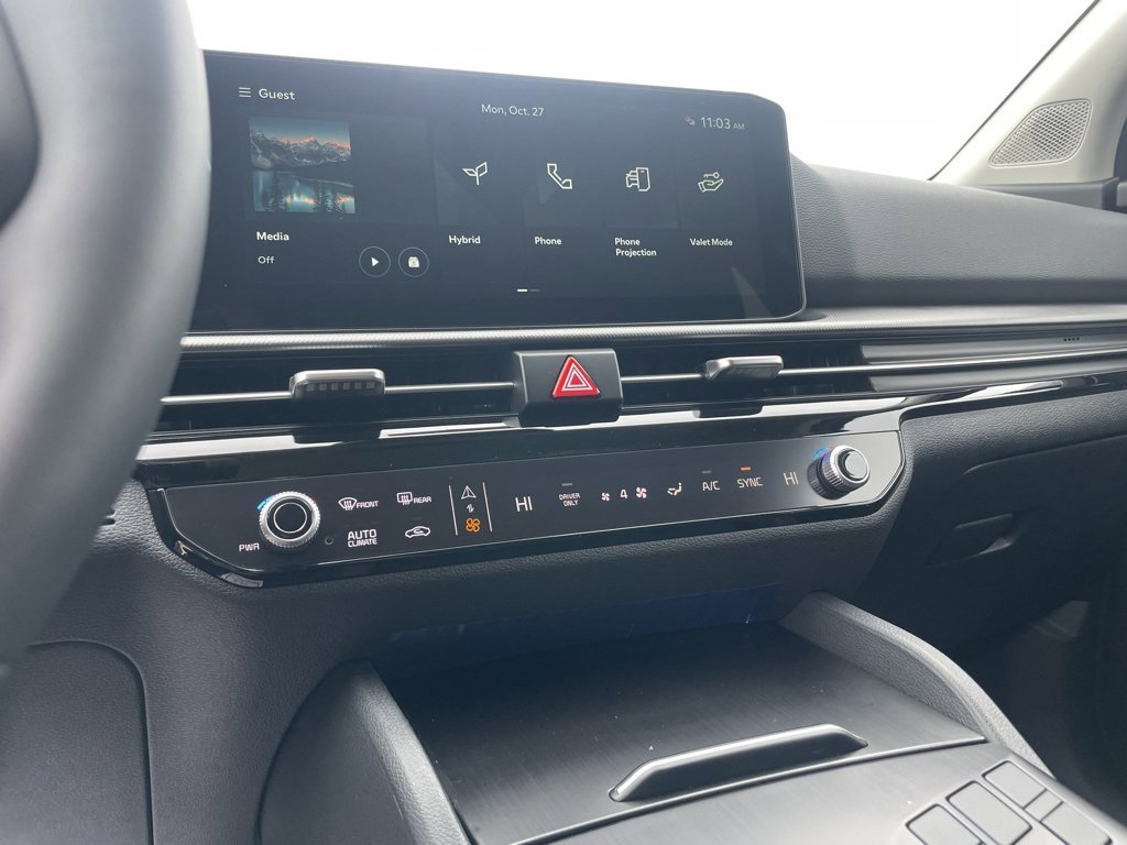 New 2026 Kia Sportage LX image 13